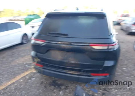 2022 Jeep Grand Cherokee Laredo z USA, uszkodzony, nr VIN 1C4RJHAG0N8589980